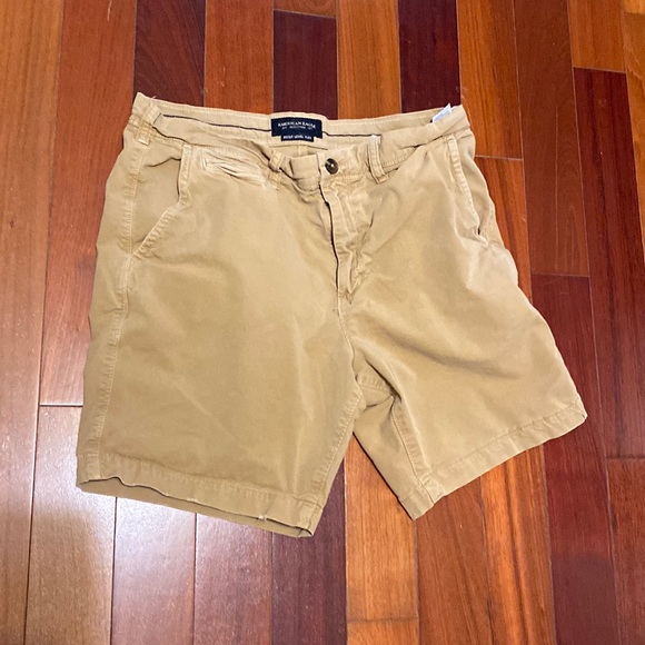 American Eagle Outfitters Other - American Eagle Outfitters Men’s Next Level Flex Khaki Shorts Size 33